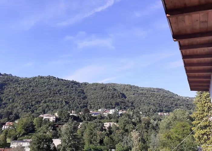 Le Girandole קומו