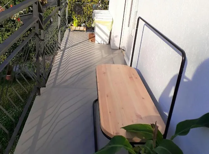 Le Girandole Apartment Como